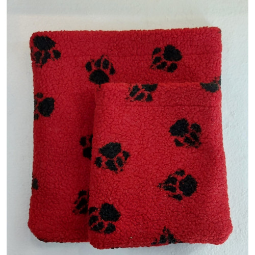 Casper Knuffelzak Red & black paws Small 24 x 27 cm